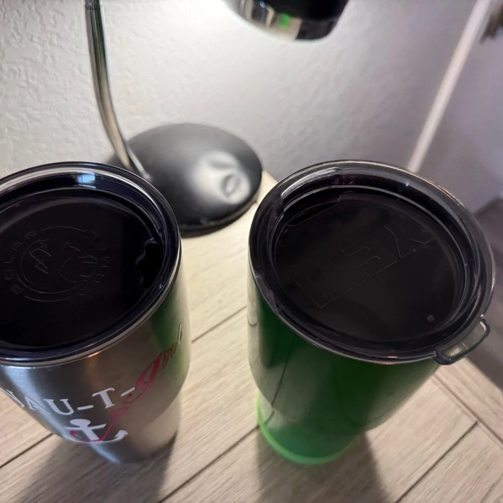 Yeti Green and Silver 30 oz Tumbler Set with lids - Picture 2 of 3